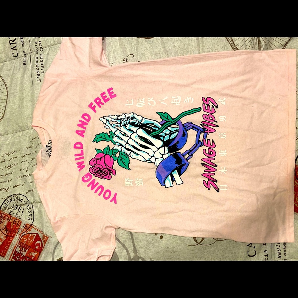 Young wild & free t shirt